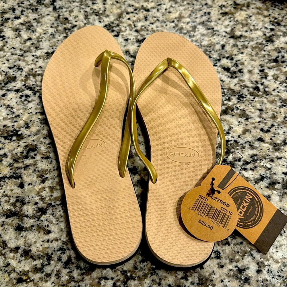 NWT Rockin Footwear Thong Sandals Size 10 🩴